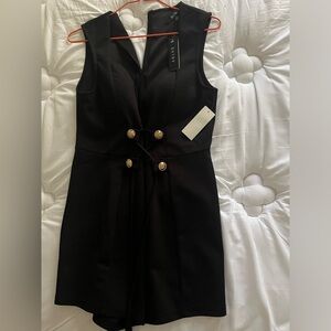 Casual Black Dress with Shorts Vneck